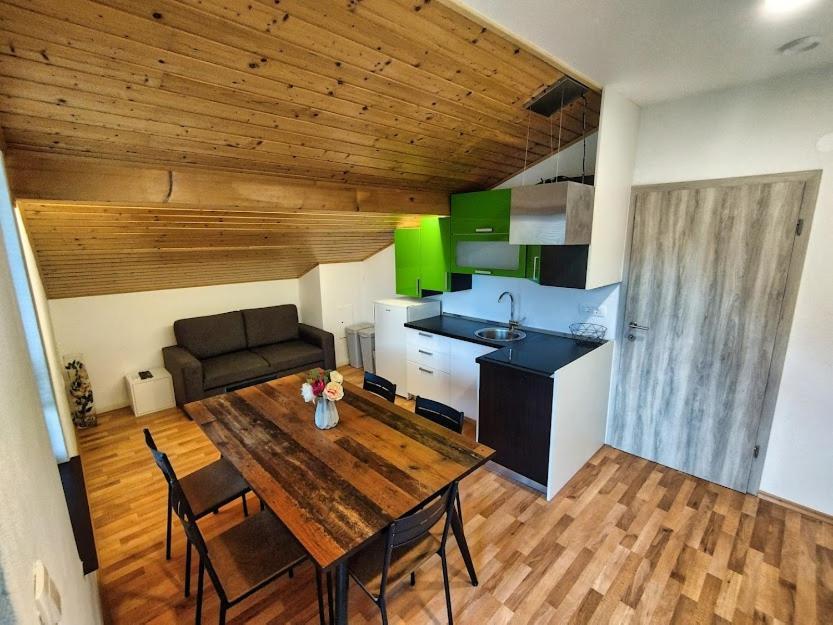 Rooms Pr Zajcku Tolmin Exterior foto